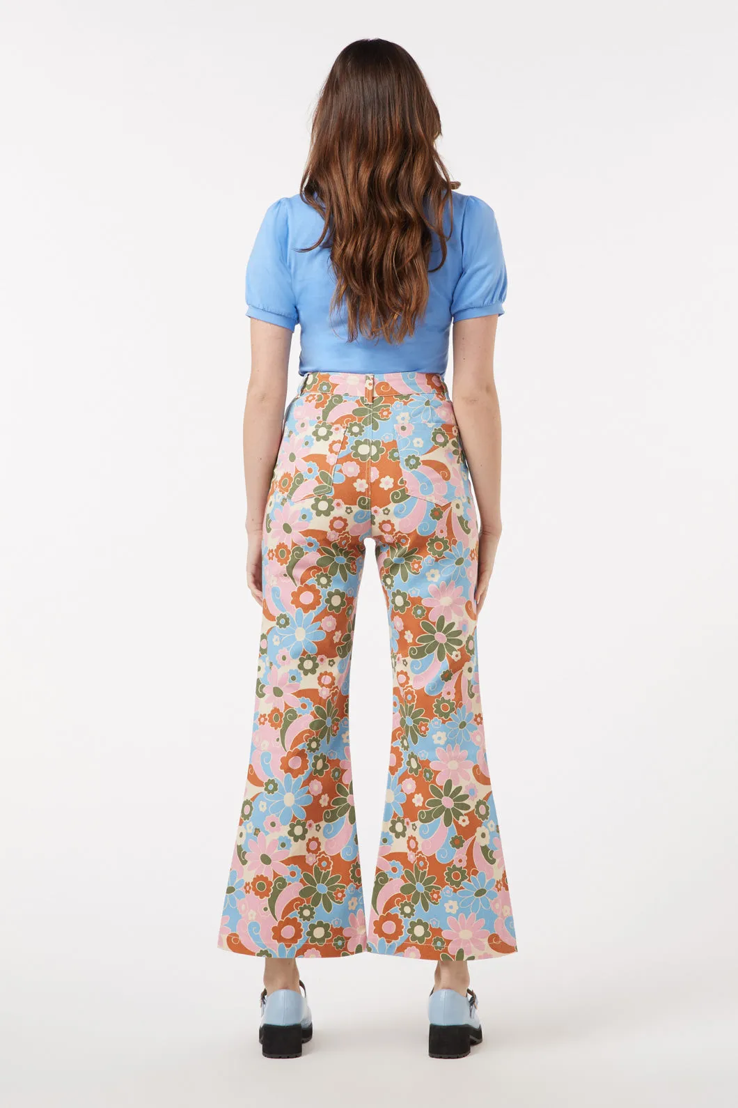 60 S Donna Flare Jean